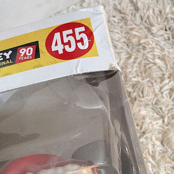 Funko Pop! 90 Year Anniversary Original #455 Holiday Mickey w/ Case VAULTED - Picture 7 of 8